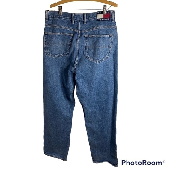 Vintage Tommy Hilfiger Patch Jeans Sz 34x34 100% Cotton Blue Denim Baggy Fit